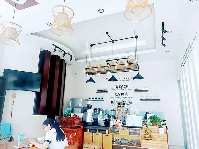 Hình ảnh Bán gấp biệt thự Q8 234m lô góc chỉ 19.5 tỷ.