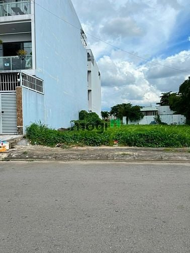 Hình ảnh Sang lô đất đường Trục 30, p13, Bình Thạnh. Có sổ. 120m2.