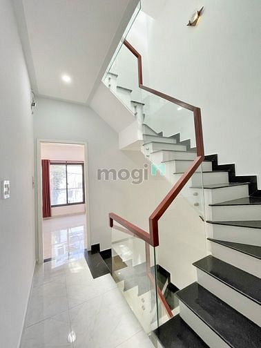 Hình ảnh Nhà HXH Nguyên Hồng- Phan Văn Trị- Bình Thạnh