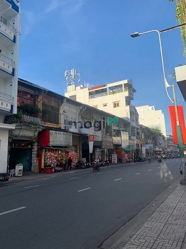 Hình ảnh Cho thuê 2 căn đôi MT Trần Hưng Đạo có thang máy GÍA CHỈ 200 TRIỆU