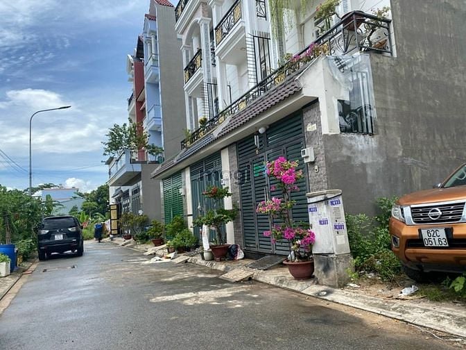 Hình ảnh Bán Đất HXH 8m Đường Hương Lộ 2 DT: 4x17m Giá: 4.1 Tỷ TL