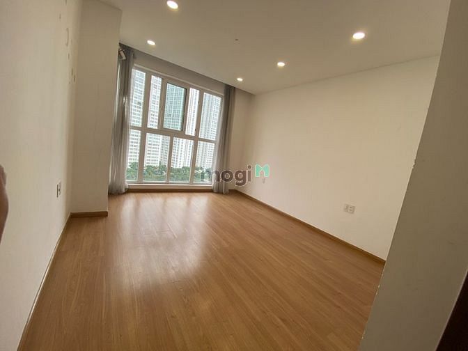 Hình ảnh Cho thuê CH Hưng Phát Silver Star 2pn, nhà trống giá 9.5tr