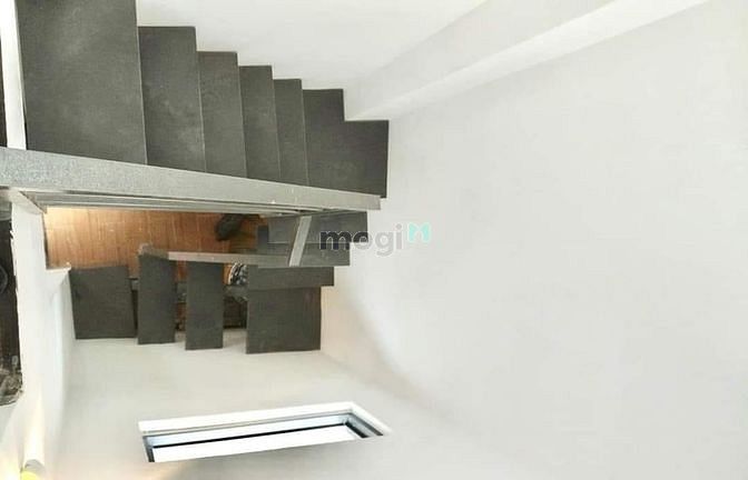 Hình ảnh Hàng hiếm nhà sát mặt tiền 2 tầng 55m2