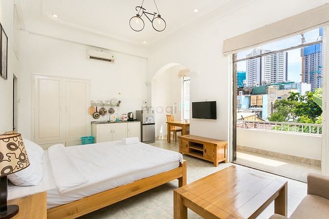 Hình ảnh Studio ban công rộng, gần sát Q1, đầy đủ nội thất, cho nuôi pet