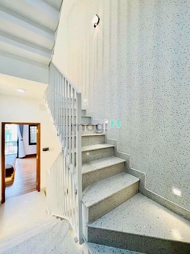 Hình ảnh Nhà đường 7m cách mt 100m lê đức thọ