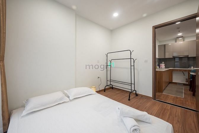 Hình ảnh Cho thuê ECO GREEN Full nội thất giá 2 PN , 2WC giá chỉ 16 triệu