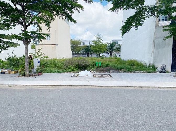 Hình ảnh Bán gấp 2 lô liền kề 10x26m(260m2) thổ cư cách Aeon mall Tên Lửa 15p
