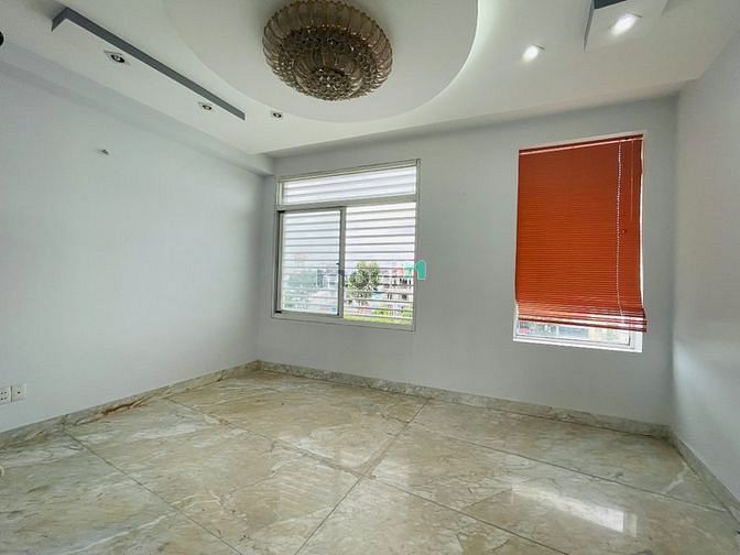 Hình ảnh Cho thuê penthouses 2 tầng view kênh, và thành phố giáp quận 3