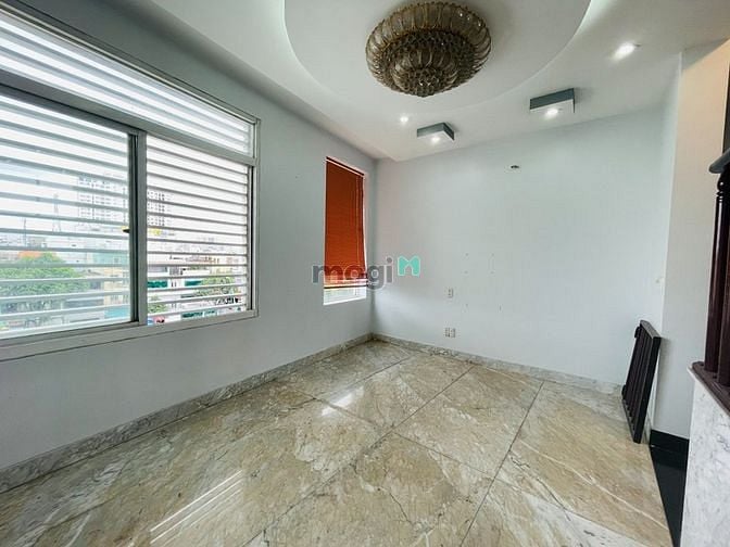Hình ảnh Cho thuê penthouses 2 tầng view kênh, và thành phố giáp quận 3