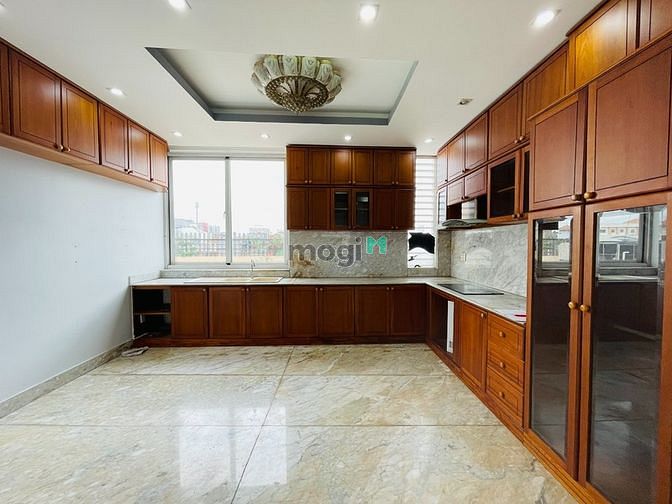 Hình ảnh Cho thuê penthouses 2 tầng view kênh, và thành phố giáp quận 3