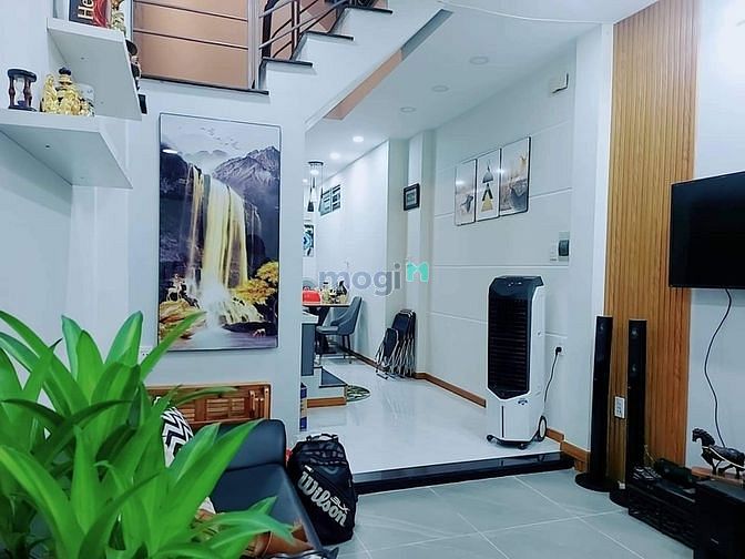 Hình ảnh P1 Tân Bình giáp Q3 ,Q10 ,PN- 4 tầng BTCT- 32m2