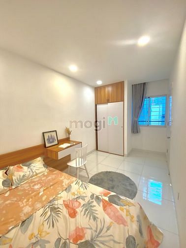 Hình ảnh Căn 2PN Cửa Sổ Mỗi Phòng Khu Vực Phan Đăng Lưu Phú Nhuận