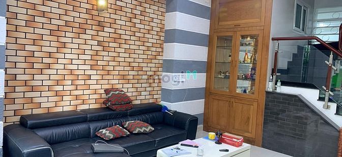Hình ảnh Nhà Bình Tân HXH 5 Tầng Tặng Nội Thất 5,4 Tỷ