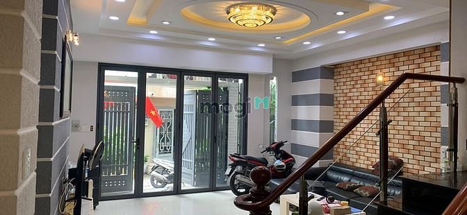 Hình ảnh Nhà Bình Tân HXH 5 Tầng Tặng Nội Thất 5,4 Tỷ