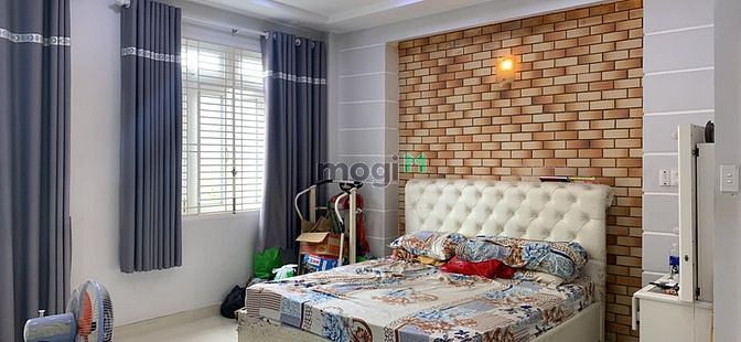 Hình ảnh Nhà Bình Tân HXH 5 Tầng Tặng Nội Thất 5,4 Tỷ