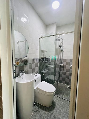 Hình ảnh Cho Thuê CHDV Cao Cấp Mới 100% gần CV Gia Định