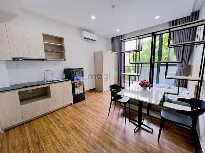 Hình ảnh Căn Hộ Mới Full Nội Thất Có Bancol Ngay Cộng Hoà