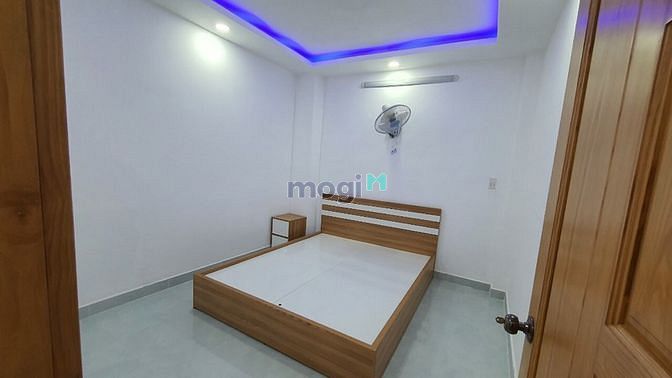 Hình ảnh cho Thuê Nhà Phố Liền Kề mới Tinh