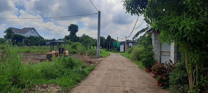 Hình ảnh 150m2 Đất thổ cư ngay khu dân cư sổ riêng giá ngộp