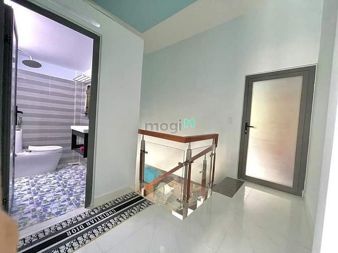 Hình ảnh Bán nhà quận 1 hẻm xe hơi đường Cô Bắc