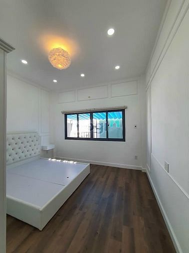 Hình ảnh Bán nhà Đoàn Văn Bơ, Q4 cực đẹp, sang