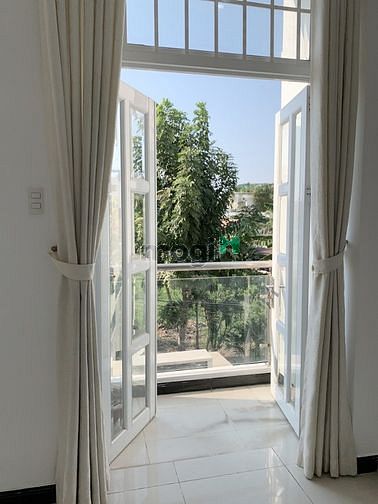 Hình ảnh Siêu phẩm 1 pn có ban công full nội thất