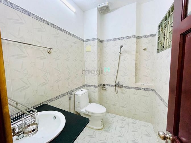Hình ảnh Cho Thuê Căn Hộ Studio Máy Giặt Riêng Gần Ngã Tư Hàng Xanh