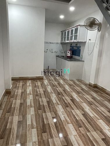 Hình ảnh Bán Nhà Tân Phú 19m2 Chỉ 1.9 Tỷ