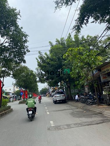Hình ảnh Đường 61-P.Long B, Bán nhà C4 diện tích khủng 94m2.