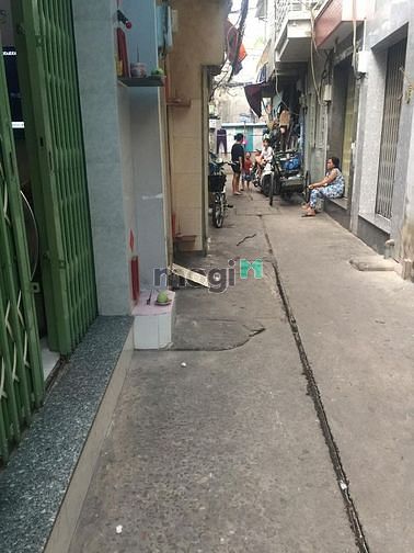 Hình ảnh Bán Nhà Nhỏ cho Gia Đình Ít Thành Viên