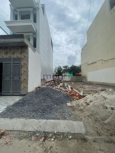 Hình ảnh Lô đất đẹp 184 Lê Đình Cẩn, đường nhựa 10m có lề, 88m2 vuông vức