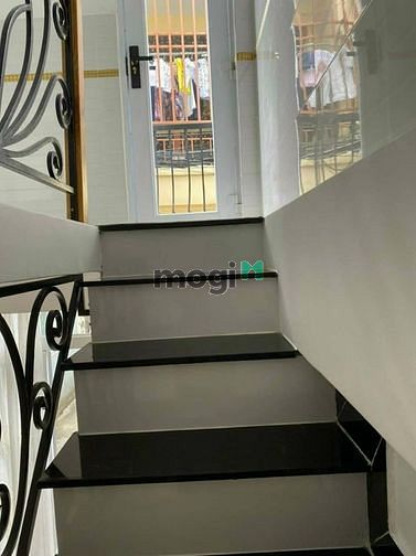 Hình ảnh Mình cần bấn gấp nhà đang ở hẻm 1 sẹc Lê Trọng Tấn