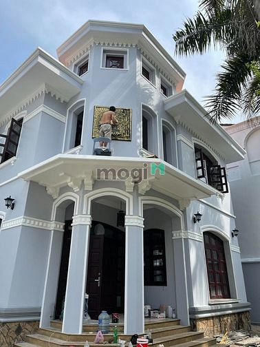 Hình ảnh Cho thuê villa đường Cách Mạng Tháng 8, Phường 7, Q. Tân Bình