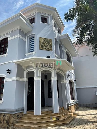Hình ảnh Cho thuê villa đường Cách Mạng Tháng 8, Phường 7, Q. Tân Bình