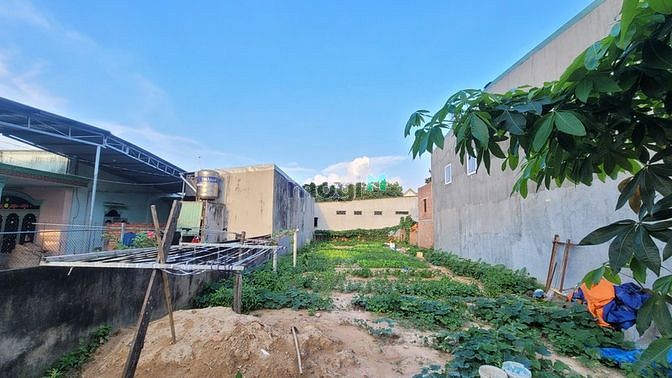 Hình ảnh BÁN ĐẤT DĨ AN ngang 10m Phường Đông Hòa, Sổ Riêng Xây Tự Do Đường Oto