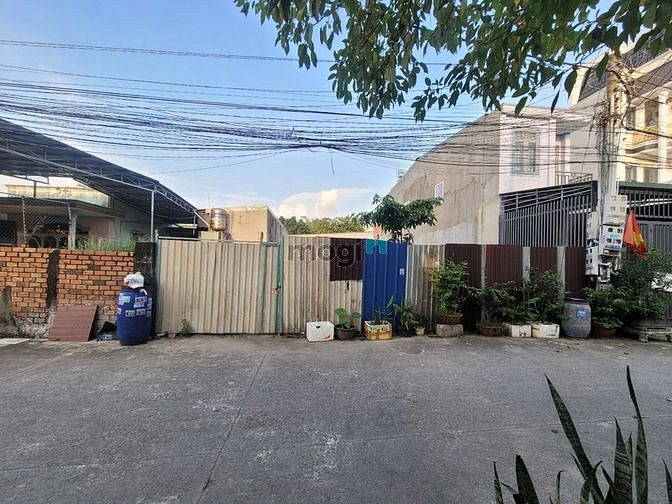 Hình ảnh BÁN ĐẤT DĨ AN ngang 10m Phường Đông Hòa, Sổ Riêng Xây Tự Do Đường Oto