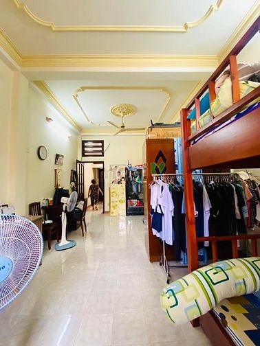 Hình ảnh Bán nhà HXH 8m CMT8 70m2 5 tầng chỉ 12 tỷ hơn