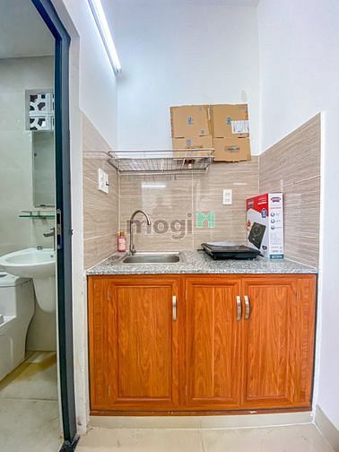 Hình ảnh Mb6623 nạp rút nhanh chóng Full nội thất ngay Cresent Mall, Cửa sổ lớn
