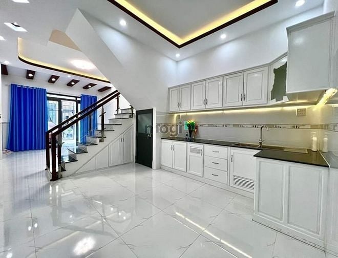 Hình ảnh Em cần bán ngay nhà mới xây sổ hồng đầy đủ DTSD 100m2