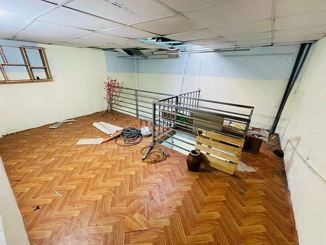 Hình ảnh NHÀ câp 4 hẻm thông 68m2 hẻm ba gác giá 3,3 tỷ bớt lộc