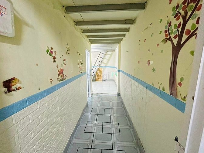 Hình ảnh NHÀ câp 4 hẻm thông 68m2 hẻm ba gác giá 3,3 tỷ bớt lộc