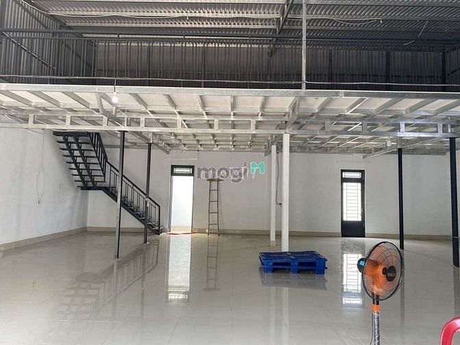 Hình ảnh Cho thuê kho xưởng mới XD, 190m2 giá 18tr