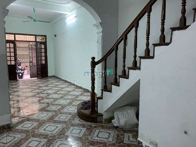 Hình ảnh Cho thuê nhà riêng 60m2, 4 tầng ở Giảng Võ, Ba Đình, KD, VP