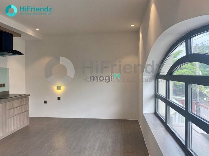 Hình ảnh Trống sẵn Studio CỬA SỔ LỚN - FULL NỘI THẤT như hình