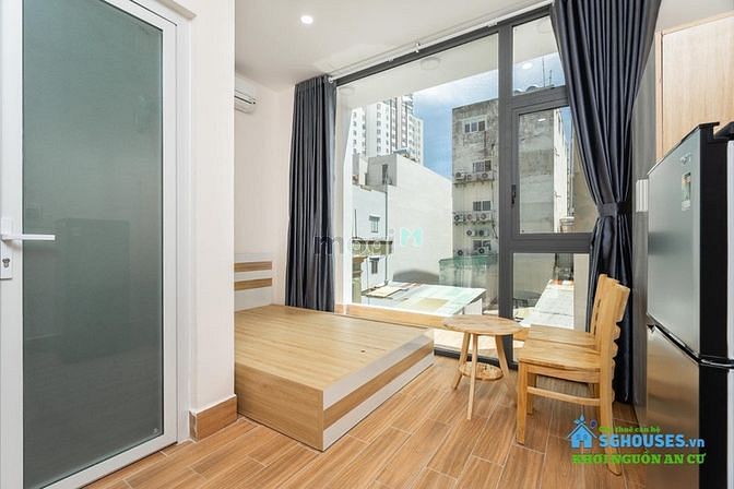 Hình ảnh Căn Hộ Dịch Vụ Ngay Vòng Xoay Phú Lâm