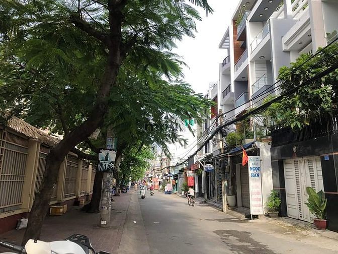 Hình ảnh Nhà hẻm vip lâm Văn bền DTSD : 375m2 5 tầng giá chỉ 9.3 tỷ