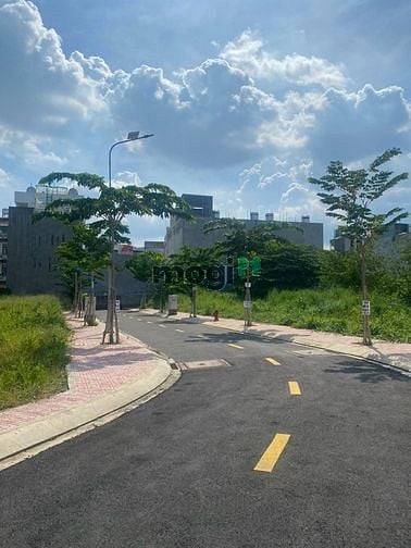 Hình ảnh Bán gấp đất 5x18, MT Bình Quới, P26, Bình Thạnh, giá 3TỶ2, sổ riêng