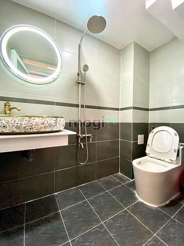 Hình ảnh Bán nhanh nhà 55.4m2 Lê Đại Hành, P7, Q11