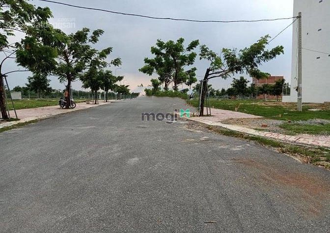 Hình ảnh Sang lô đất Singa city, P.Long Tường, Đ.Trường Lưu,90m2,Giá 2tỷ130,SHR