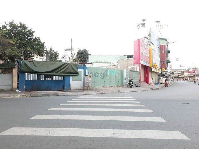 Hình ảnh Đất mặt tiền góc Phạm Văn Đồng - Lê Quang Định & Nguyên Hồng.